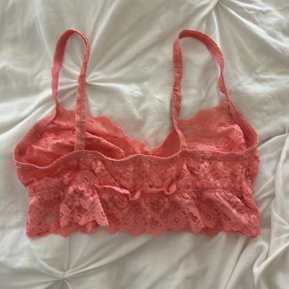 Bright pink lace Emma & Sam cropped top - Picture 2 of 2